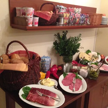 Garni-hotel Kranich Guest house Potsdam