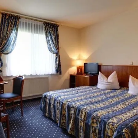 Garni-hotel Kranich 3* Potsdam