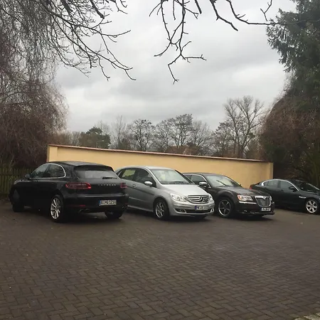 Garni-hotel Kranich Guest house 3*